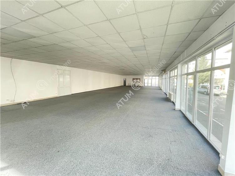 Spatiu comercial de 300 mp cu vitrina loc parcare zona centrala Sibiu - 8
