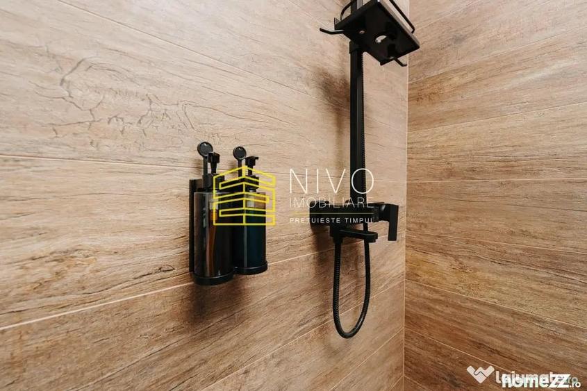 Apartament cu 3 camere semidecomandat în Livezeni
