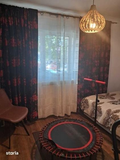 Apartament cu 4 camere în Calea Moldovei