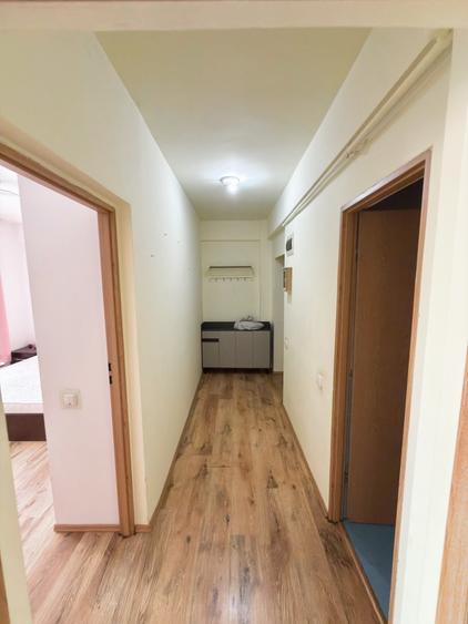 Apartament cu 2 camere semidecomandat în Florești