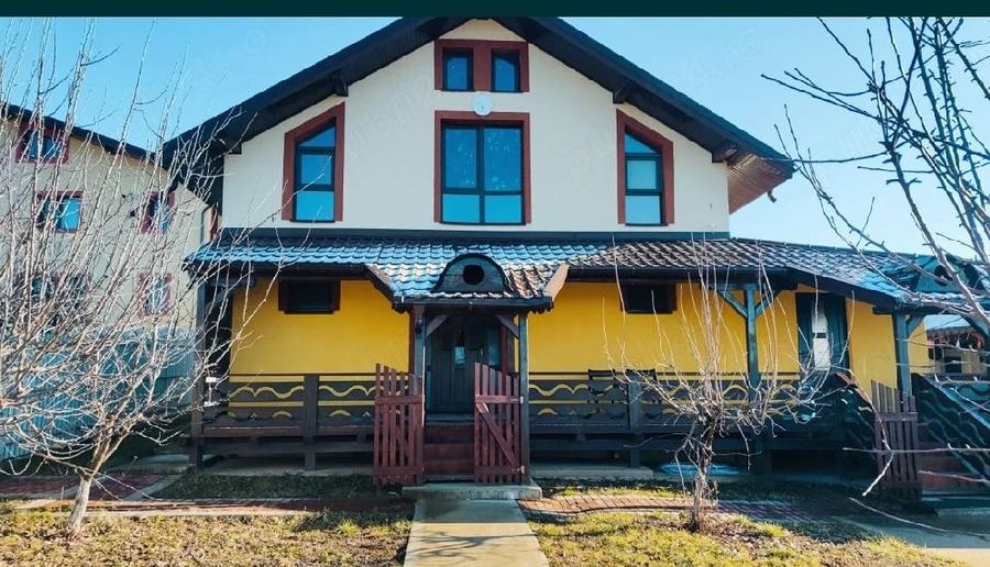 Casă cu 4 camere cu Teren 500 Mp în Bucium