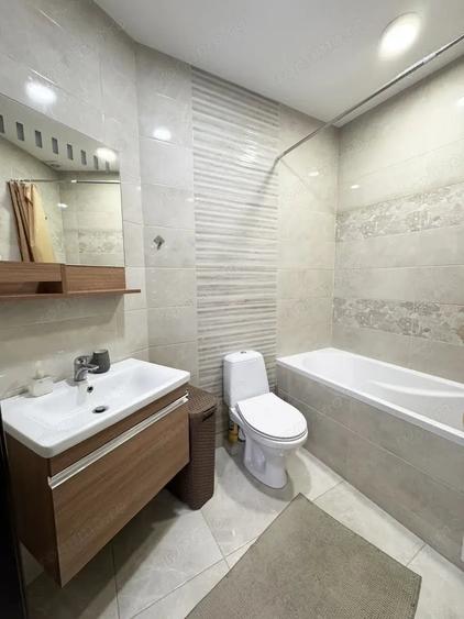 Garsonieră decomandată în Răcădău