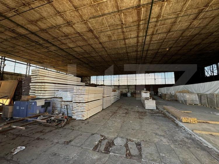 Hala pentru multiple activita?i, 3031 mp utili , 7000 mp - 9