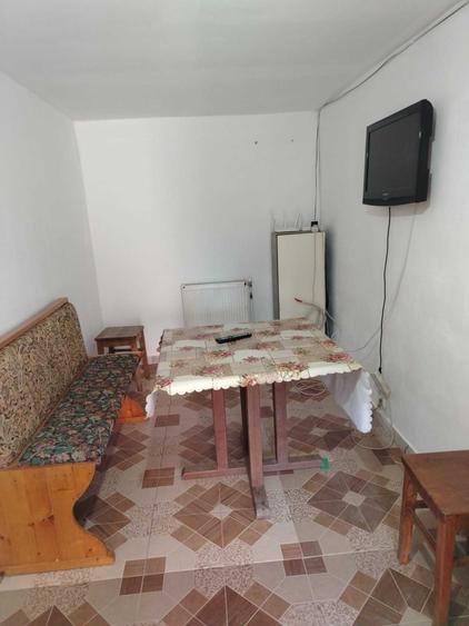 Casă cu 4 camere în Exterior Vest