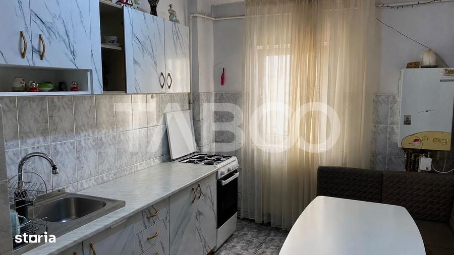 Apartament cu 2 camere decomandat în Valea Aurie
