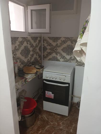 Bârlad, 3 camere, 2 bai, pe B-dul Republicii - 12