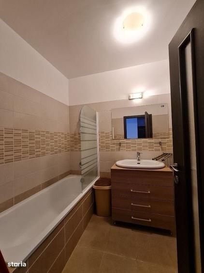 Apartament cu 2 camere în Intim