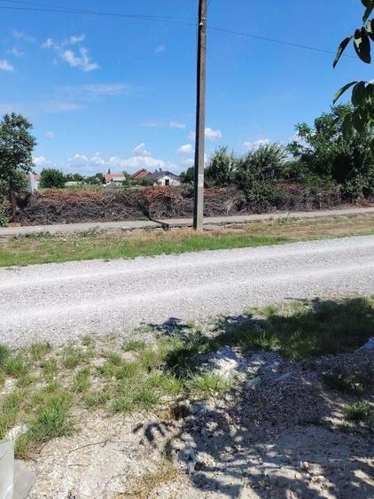 Teren de 1340 mp, în Ianoșda