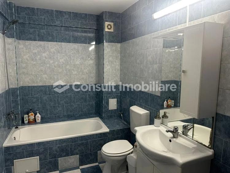 Apartament cu 2 camere semidecomandat în Bună Ziua