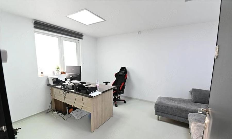 Spațiu comercial, de 474 mp, în Podari