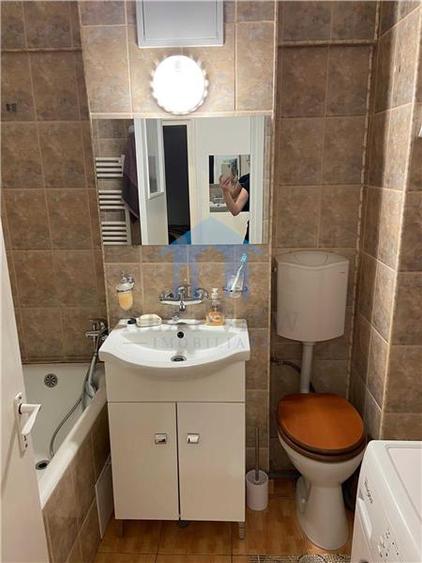 Apartament cu 2 camere decomandat în Zorilor