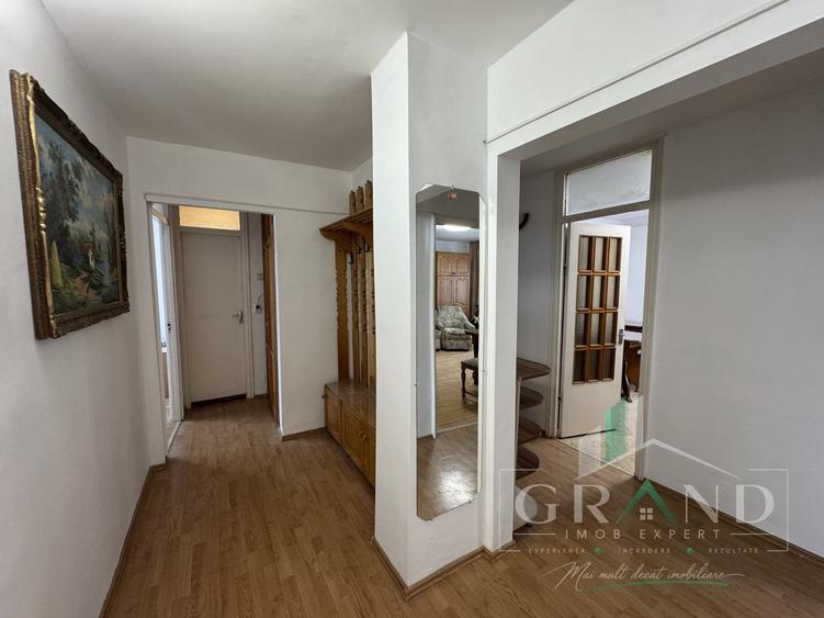 Apartament cu 4 camere decomandat, mobilat în Mănăștur