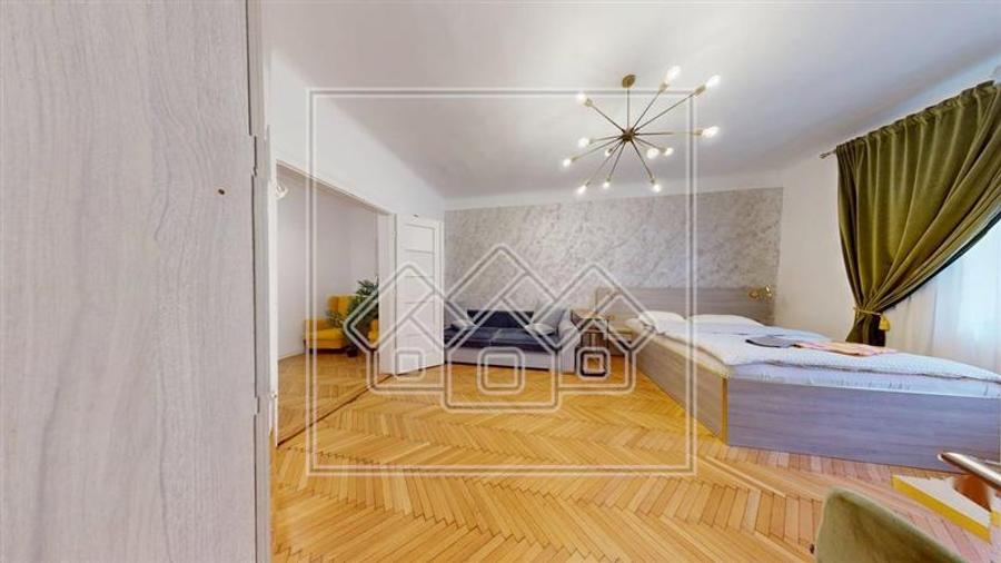 Apartament cu 3 camere decomandat în Ultracentral