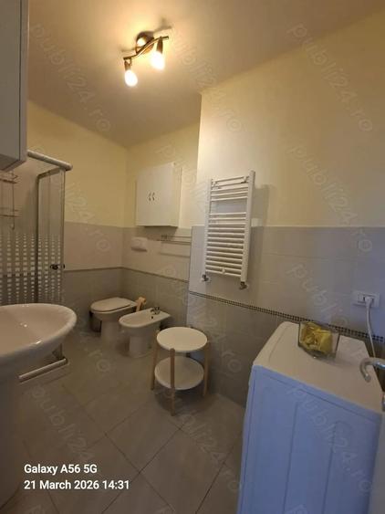 Apartament cu 3 camere decomandat în Circumvalațiunii