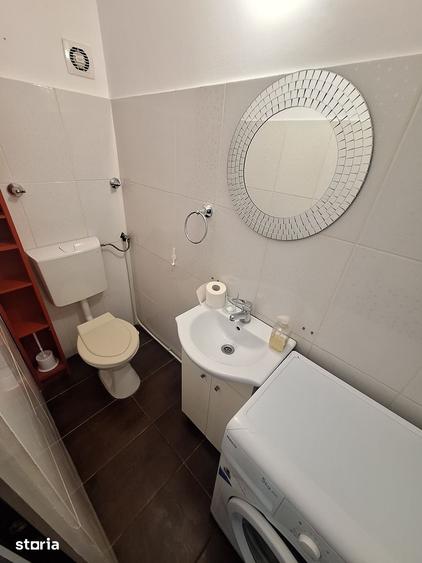 Apartament cu 3 camere decomandat în Crângași — fotografia 2