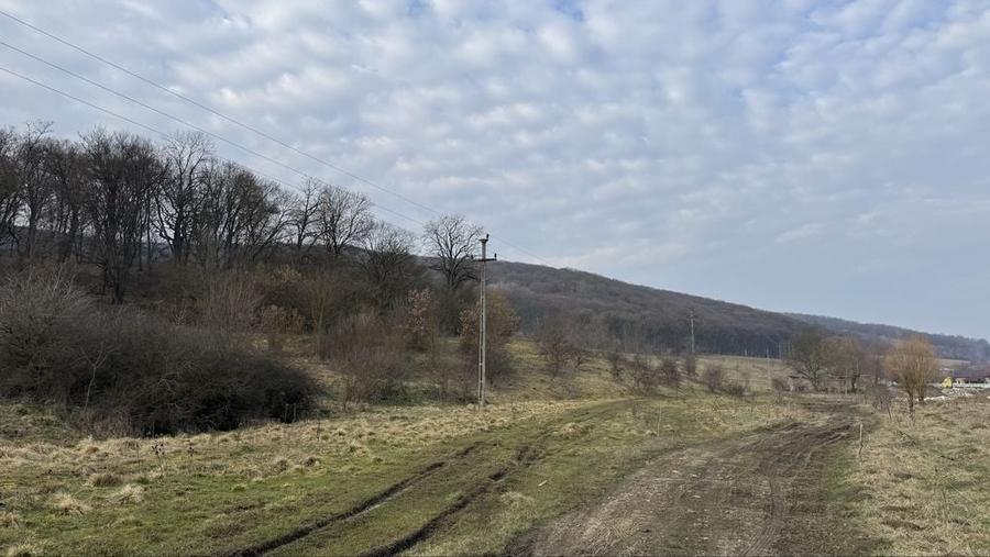 Teren de 600 mp, în Corunca
