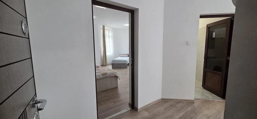 Casă cu Teren 120 Mp în Est