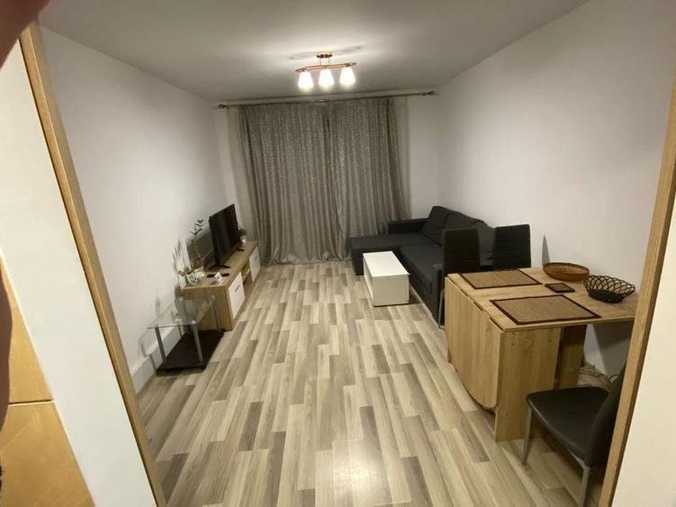 Oferta! Inchiriez apartament 2 camere mobilat & utilat, decomandat Sala Polivalenta - 3