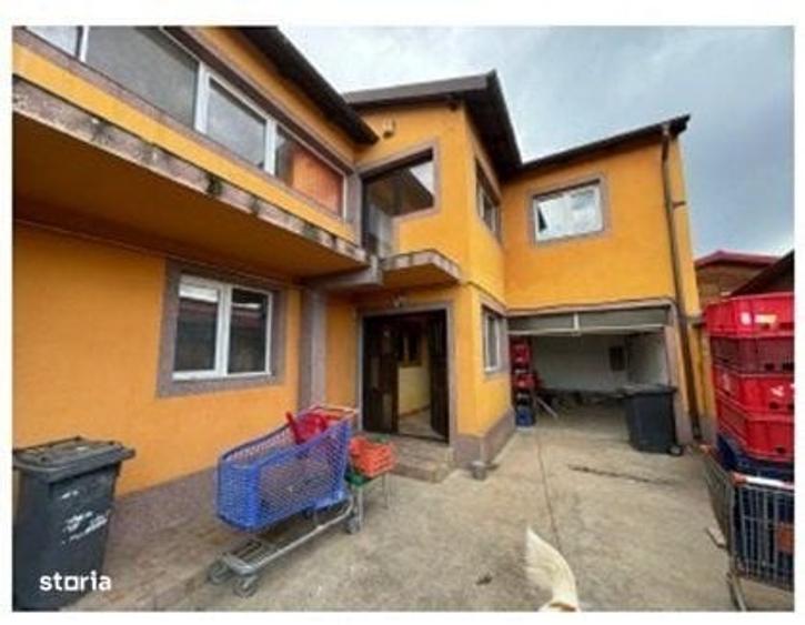 Casă cu 4 camere în Sud