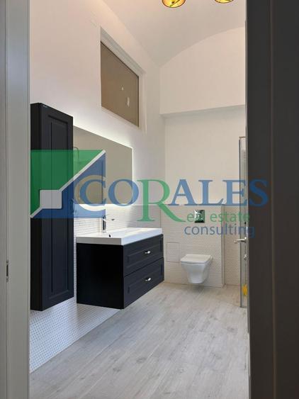 Apartament cu 3 camere semidecomandat în Ultracentral
