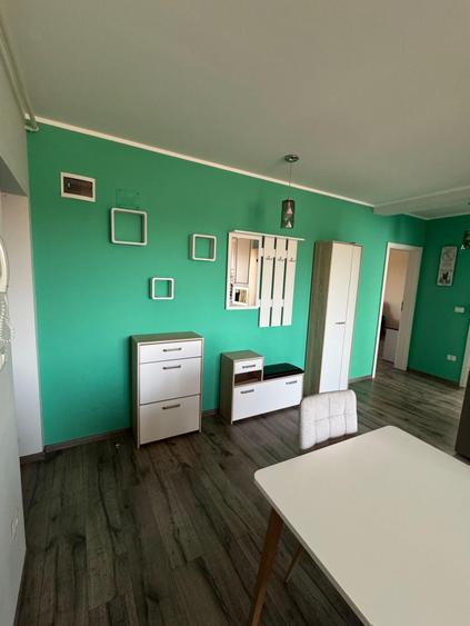 Apartament cu 2 camere decomandat în Soarelui