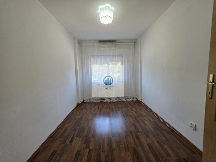 Apartament 3 camere Deva – Bd. Decebal | Decomandat | Parcare | Etaj 1 - 11