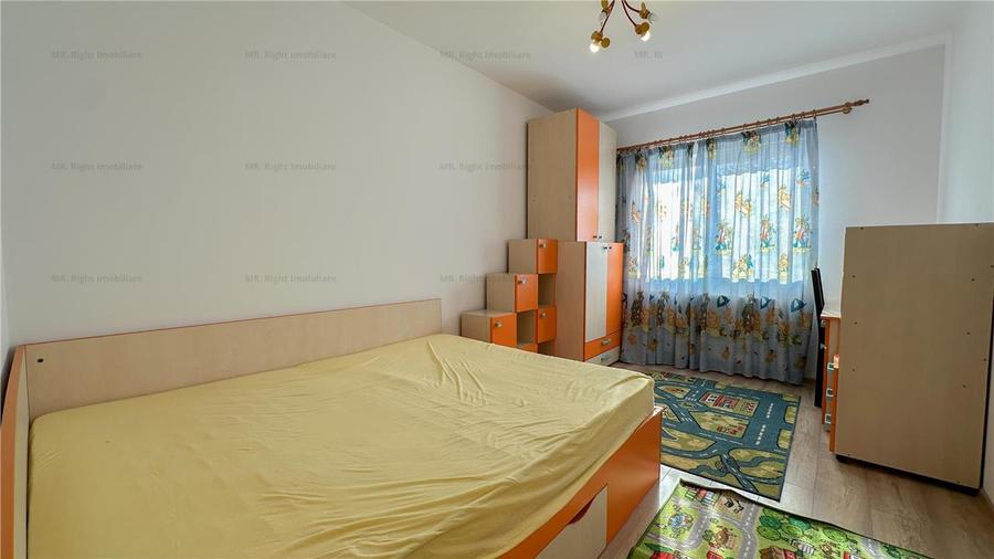 Apartament cu 3 camere decomandat, mobilat în Tractorul