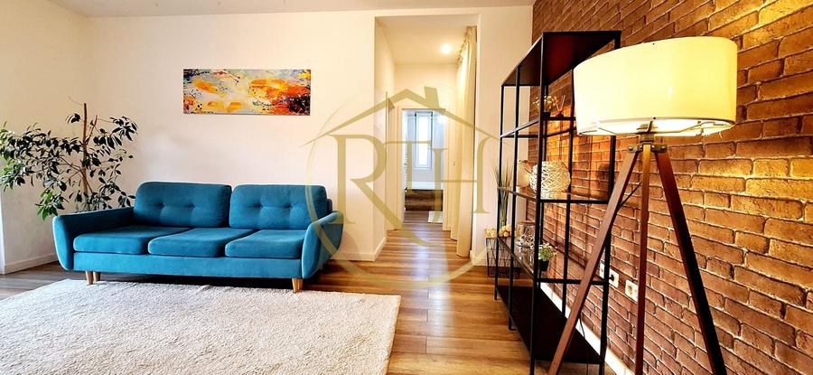 Apartament cu 2 camere semidecomandat, mobilat în Giroc