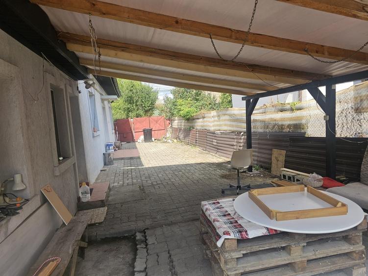 Casă cu 3 camere cu Teren 220 Mp în Dosu Bricii