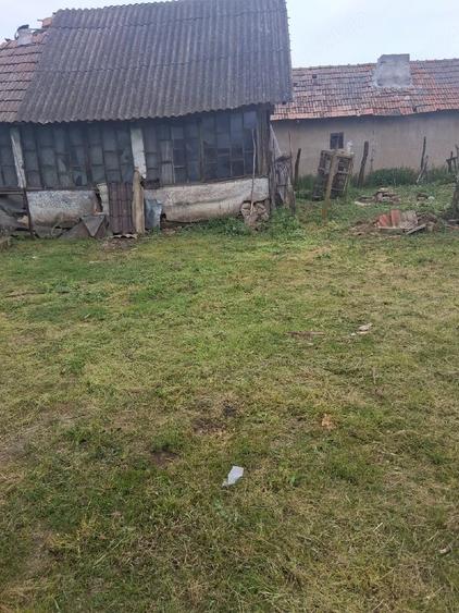 Teren de 70000 mp, în Dioști