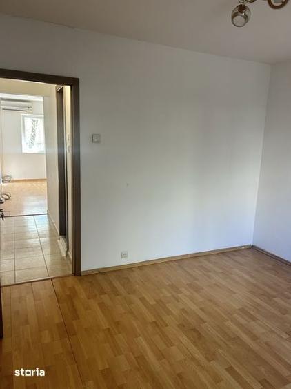 Apartament cu 2 camere semidecomandat în Băneasa