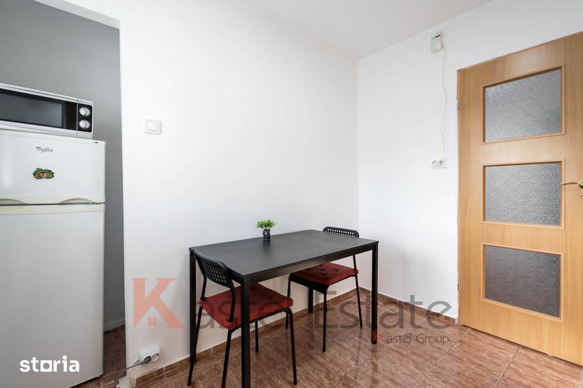 Apartament cu 2 camere decomandat în Tei