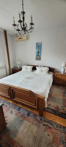 Apartament cu 3 camere decomandat în Sălaj