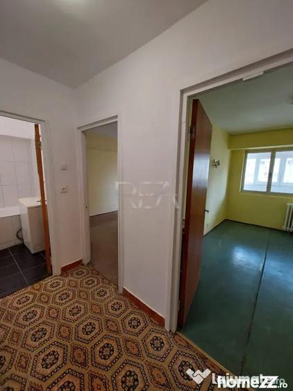 Apartament cu 4 camere decomandat în Pantelimon