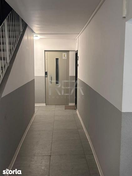 Apartament cu 3 camere decomandat în Tineretului