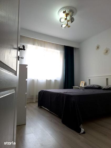 Apartament cu 3 camere decomandat în Central