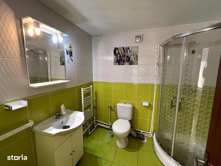 Casă cu 4 camere cu Canalizare în Vitan