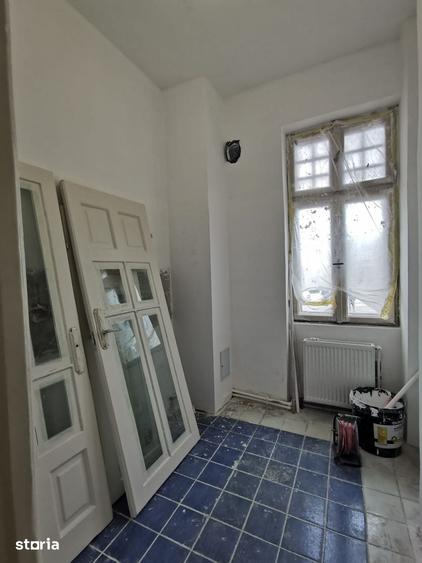 Casă cu Teren 350 Mp în Pantelimon