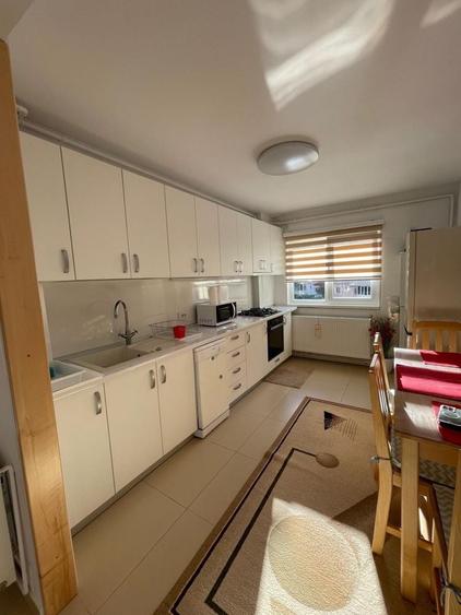 Apartament cu 2 camere decomandat în Răcădău