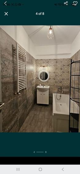 Apartament cu 2 camere decomandat în 1 Decembrie