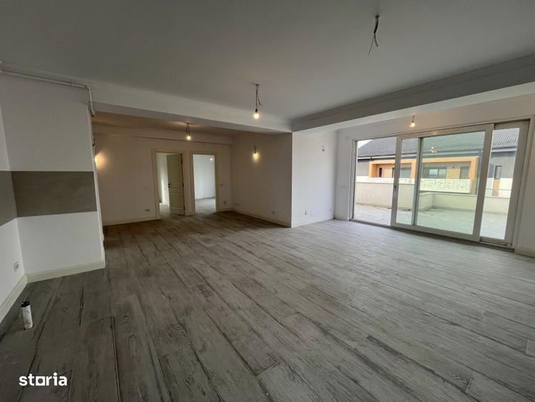 Apartament cu 3 camere în Girocului