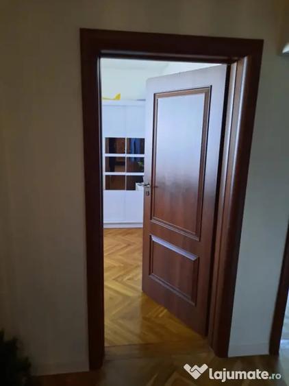 Apartament cu 4 camere decomandat în Grigorescu