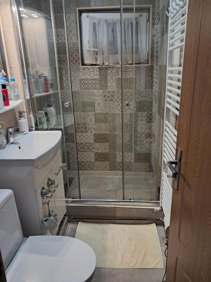 Apartament cu 2 camere semidecomandat în Strei