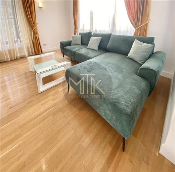 Duplex cu 6 camere cu Piscina în Pipera