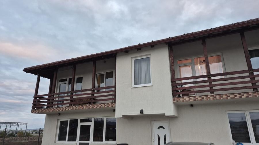 Apartament cu 2 camere decomandat în Bărăbanț