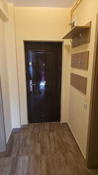 Garsonieră decomandată în Borhanci