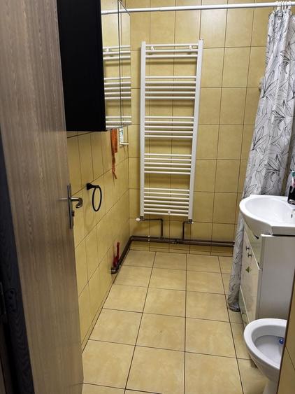 Apartament cu 2 camere decomandat în Bonț