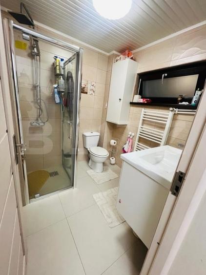 Casă individuală cu 5 camere cu Teren 382 Mp în Exterior Nord
