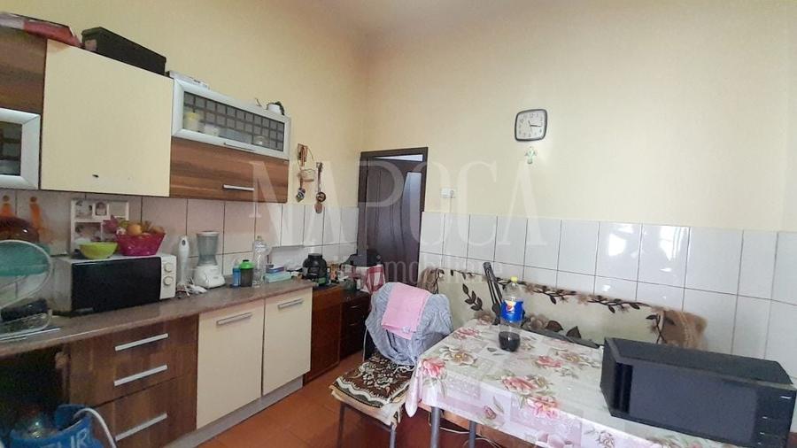 Casă individuală cu 4 camere cu Canalizare în Central