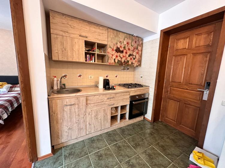 Apartament cu 2 camere semidecomandat în Furnica